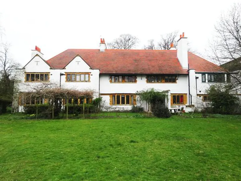 Arts and Crafts Tooting house, D447 (photo 45)
