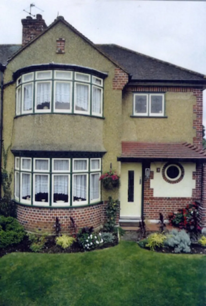 Authentic 30s house in Croxley, D1542 (photo 1)