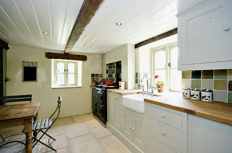 Stapleford thatched cottage, C782 (photo 5)