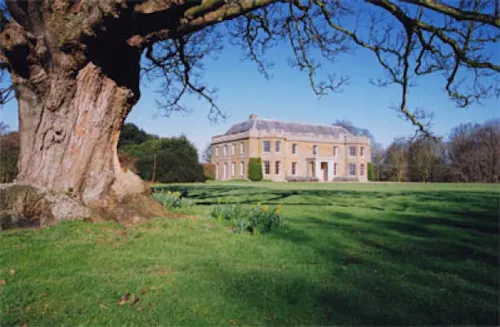 Colchester country house, A946