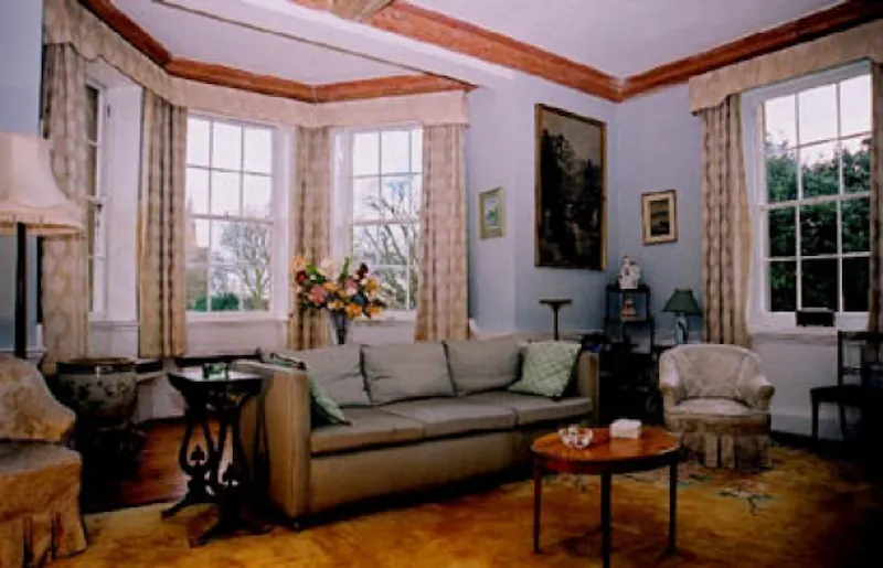Living Room at Colchester country house, A946 (photo 3)