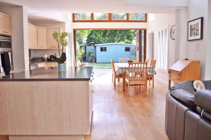 Wandsworth large family home, B1277 (photo 3)