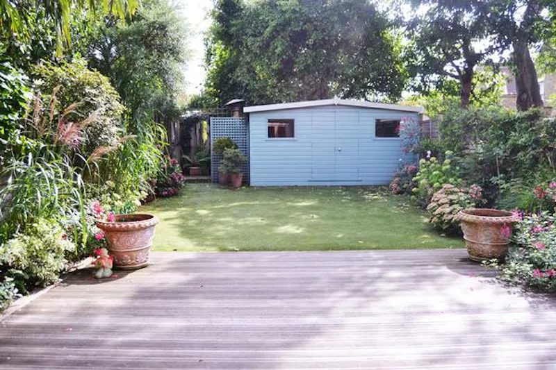 Garden at Wandsworth large family home, B1277 (photo 26)
