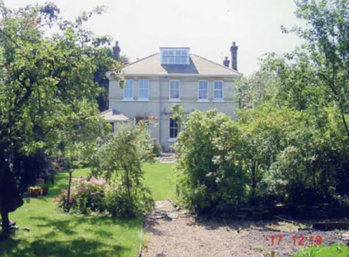 Putney family house, A992