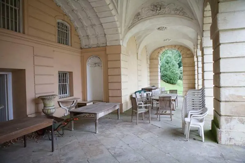 Headington stately home, A1046 (photo 67)