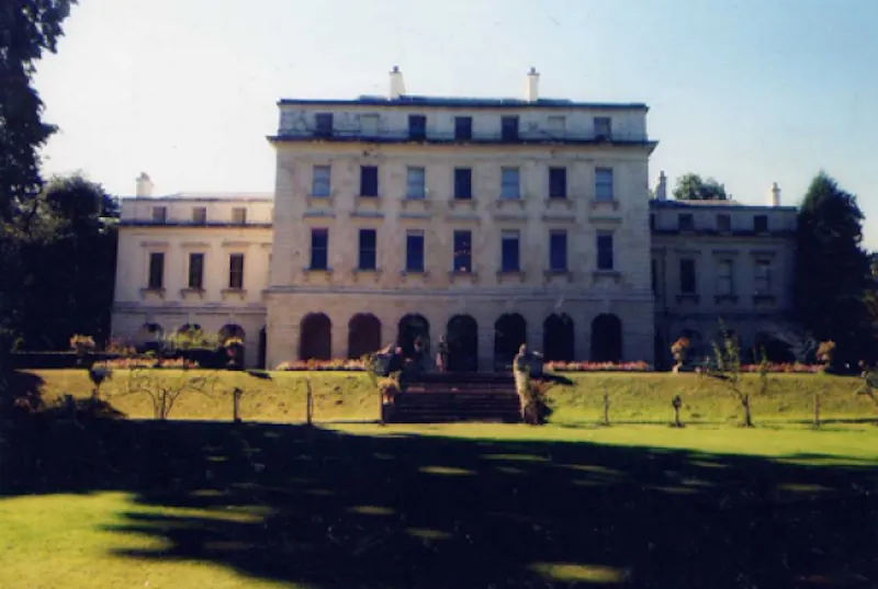 Headington stately home, A1046 (photo 72)