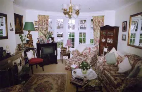 Traditional Ealing house, D1634