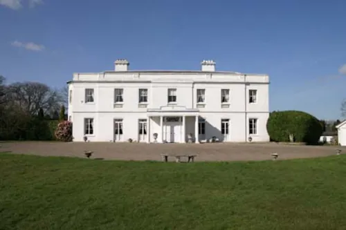 Palladian house in Betchworth, A348