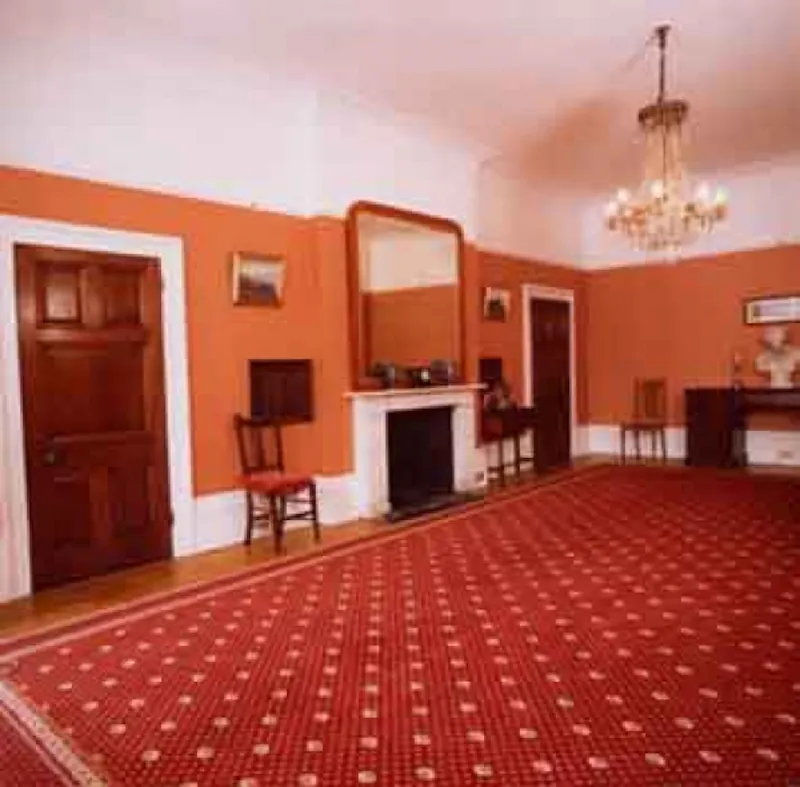 Boardroom at Film location B789 in Surrey (photo 3)