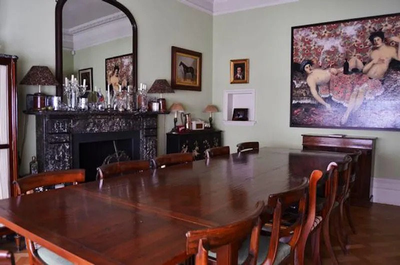Dining room at Contemporary Wandsworth house, B802 (photo 18)