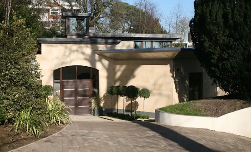 Driveway at Hidden Highgate pool house, D1969 (photo 1)