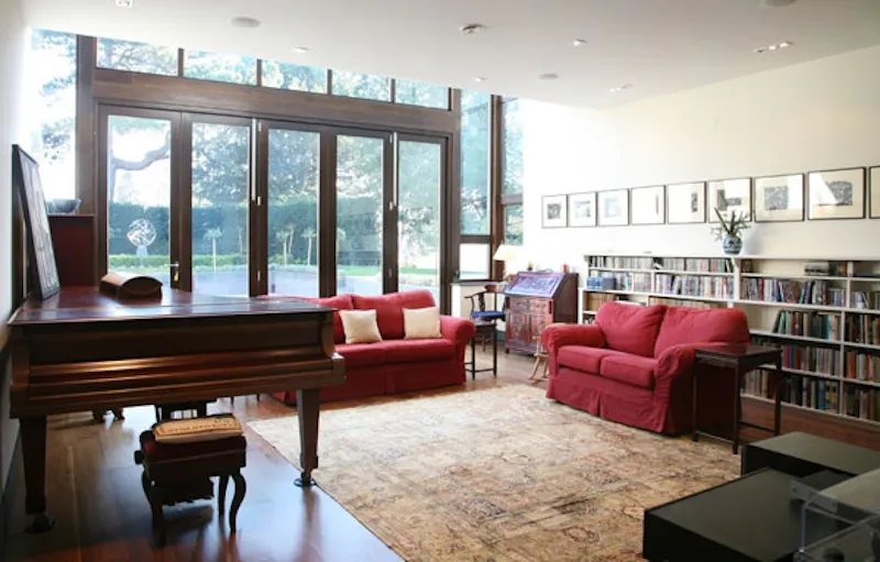 Hidden Highgate pool house, D1969 (photo 11)