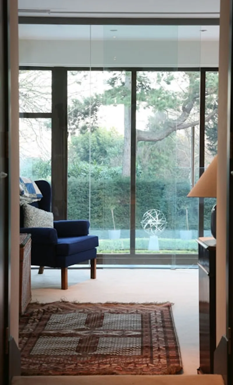 Hidden Highgate pool house, D1969 (photo 23)