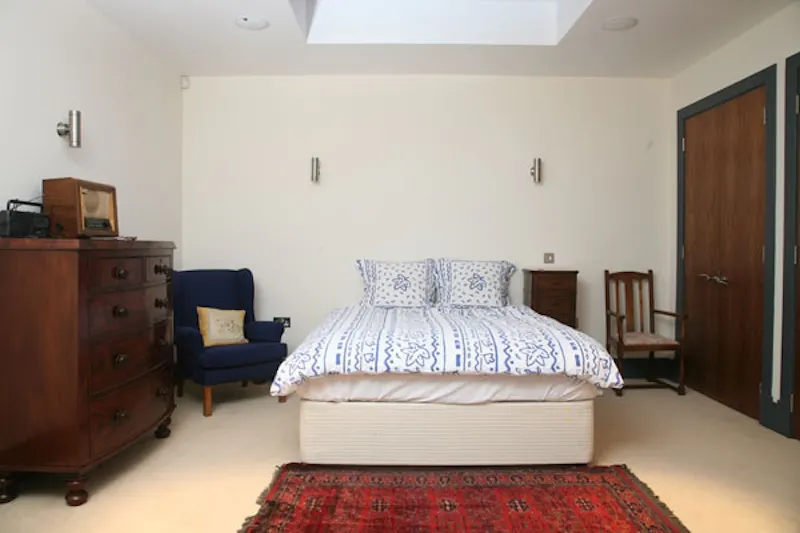 Bedroom at Hidden Highgate pool house, D1969 (photo 26)