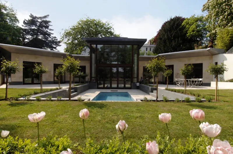 Garden at Hidden Highgate pool house, D1969 (photo 29)