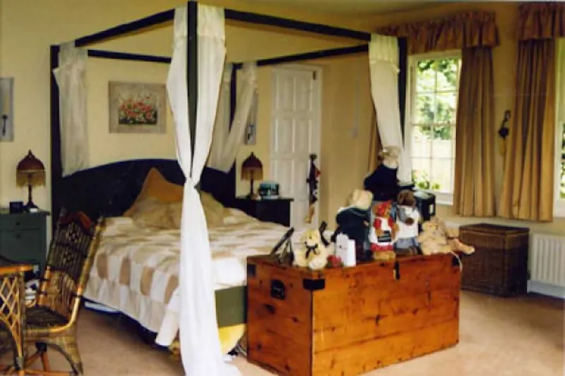 Bedroom - main at Period Woodside pool house, D1665 (photo 3)