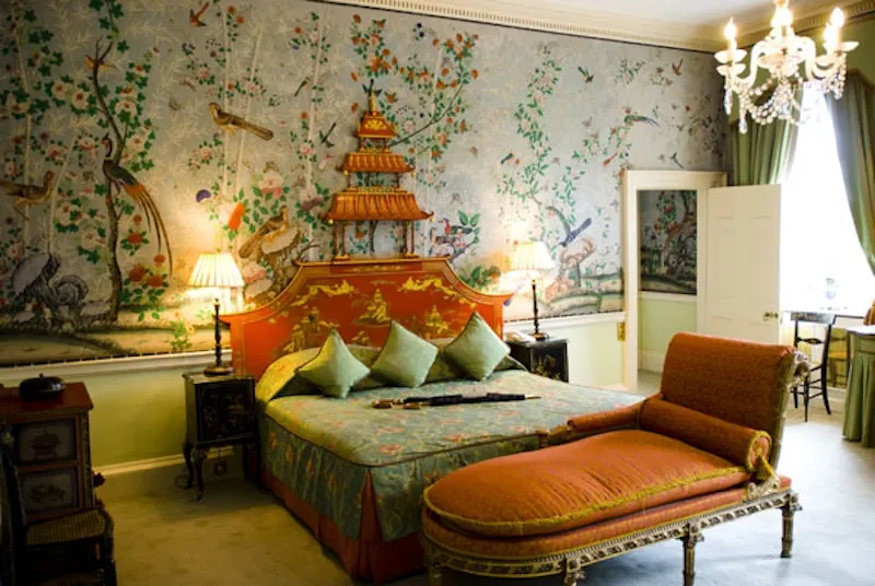 Bedroom at Opulent stately home in Welwyn, A29 (photo 23)