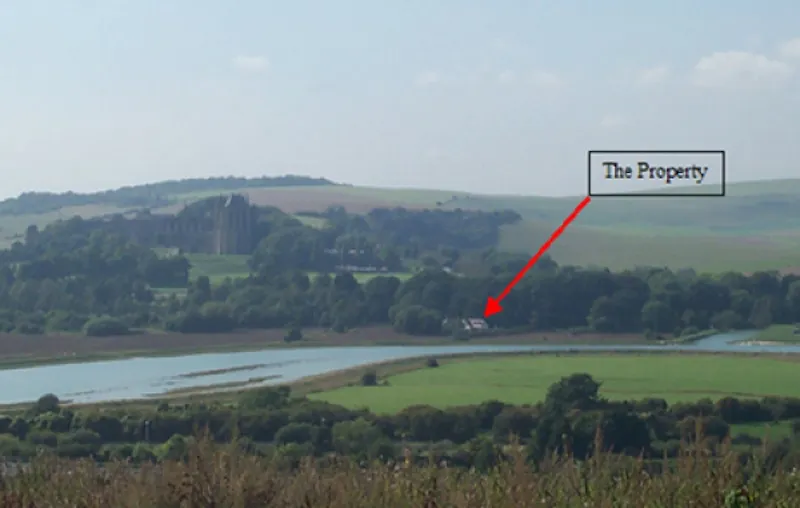 Countryside at Film location D1795 in West Sussex (photo 10)