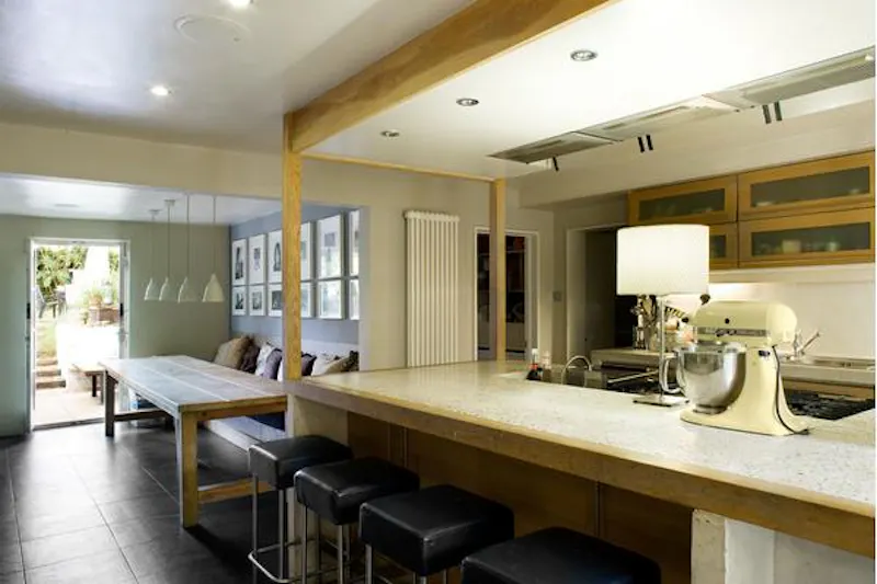 Kitchen at Stylish Surbiton house, B1421 (photo 9)