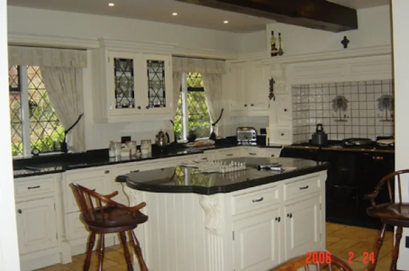 Aga at Film location D1847 in Middlesex (photo 3)
