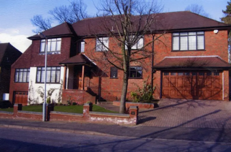 Driveway at Film location D1848 in Middlesex (photo 1)
