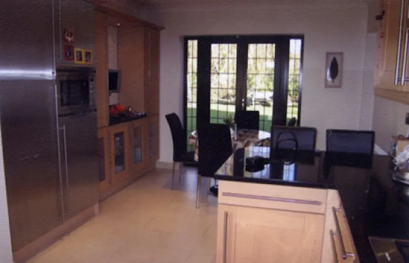 French doors at Film location D1848 in Middlesex (photo 4)