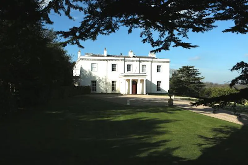Elegant manor near Elstree, A49 (photo 43)