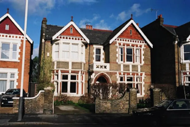 Colourful home in West Ealing. , E250 (photo 1)