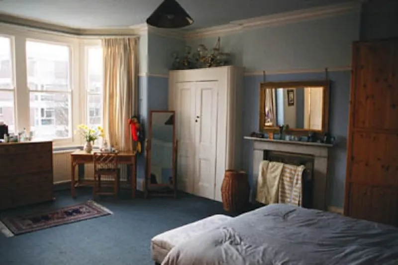 Bedroom at Colourful home in West Ealing. , E250 (photo 6)