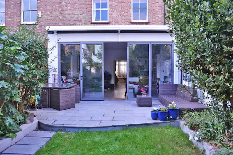 Terrace/Patio at Southfields Edwardian house, B1265 (photo 18)