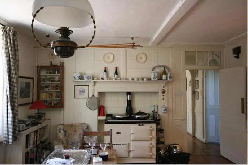 Aga at Traditional home in Brentford, A580 (photo 5)