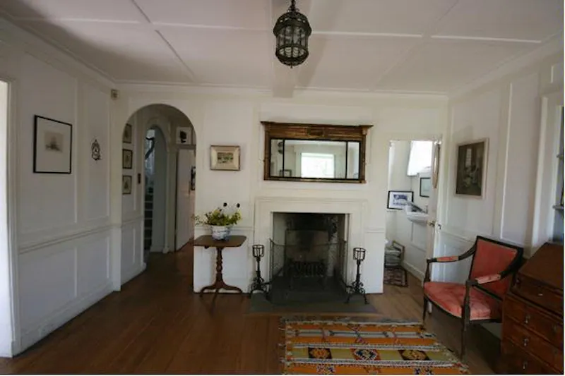 Traditional home in Brentford, A580 (photo 18)