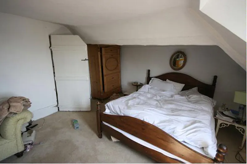 Traditional home in Brentford, A580 (photo 24)
