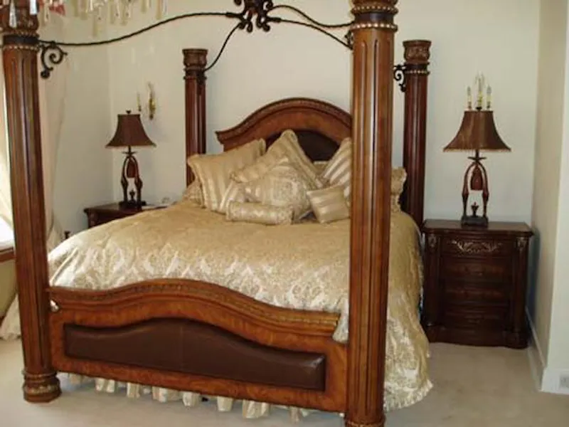 Bedroom at 1980's Hatfield house, A1011 (photo 12)