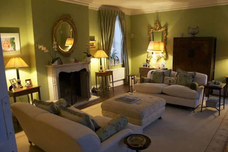 Drawing room at Georgian Colchester mansion, A1031 (photo 4)