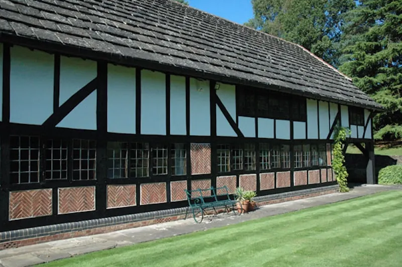 Film location D1964 in Surrey (photo 2)