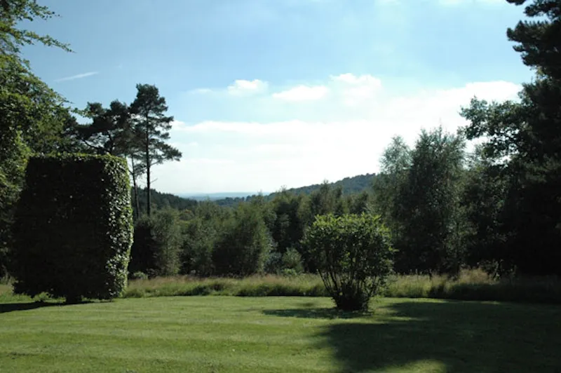 Countryside at Film location D1964 in Surrey (photo 25)