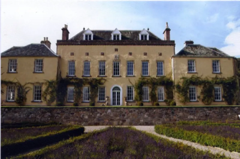 French-feel country house, A1127 (photo 2)