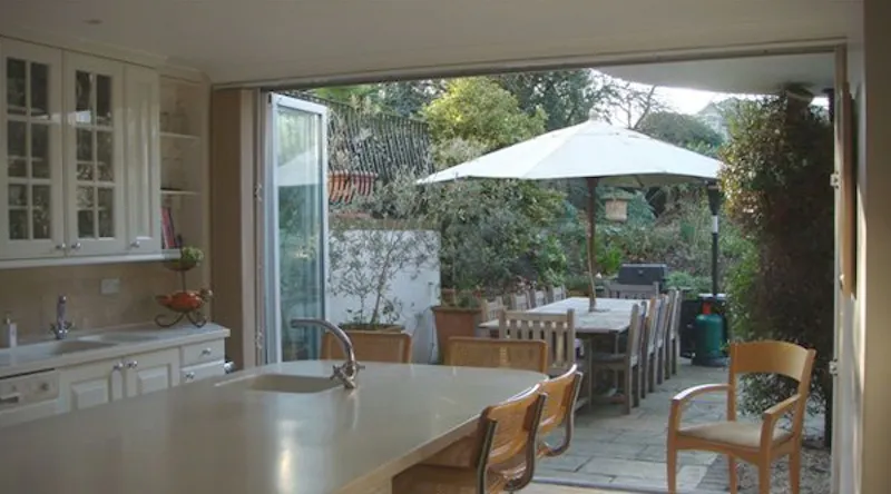 French doors at Film location B465 in London (photo 15)