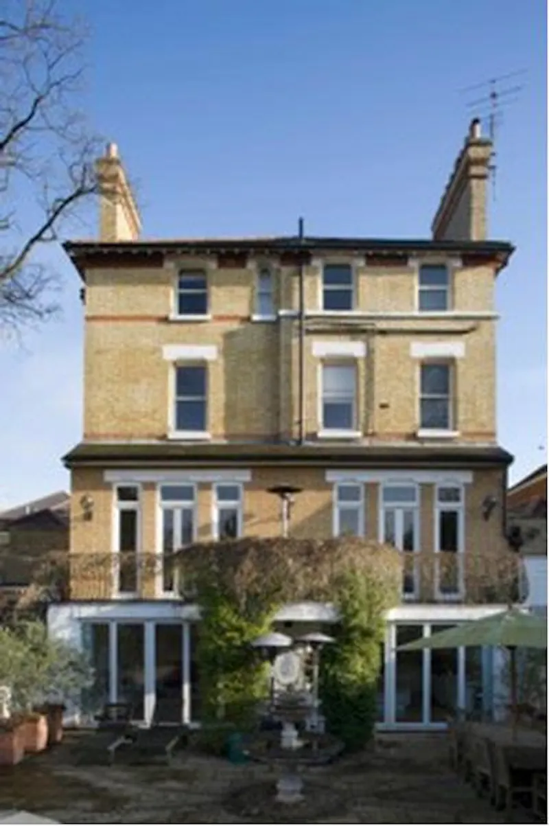 Film location B465 in London (photo 44)
