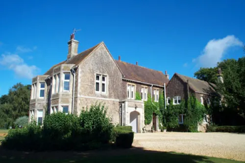 Country home near Faringdon, B1207
