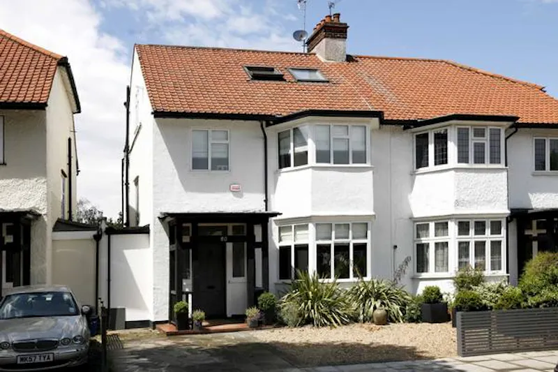 Contemporary Sheen house, D1986 (photo 1)