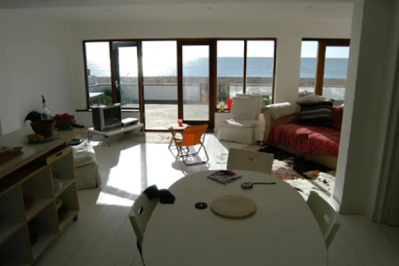 Dining room at Film location C526 in East Sussex (photo 2)
