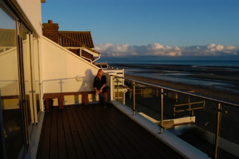 Balcony at Film location C526 in East Sussex (photo 6)