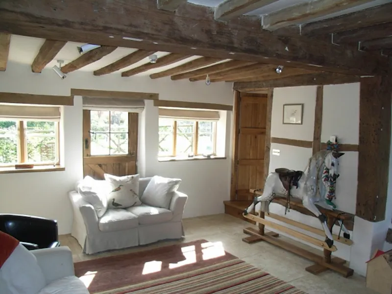 Beams at Film location L604 in West Sussex (photo 5)