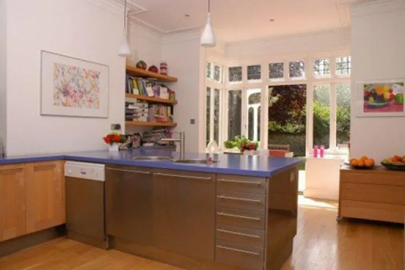 French doors at Film location E308 in London (photo 4)