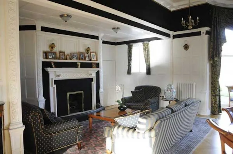 Palladian house in Blackwater, A1121 (photo 9)