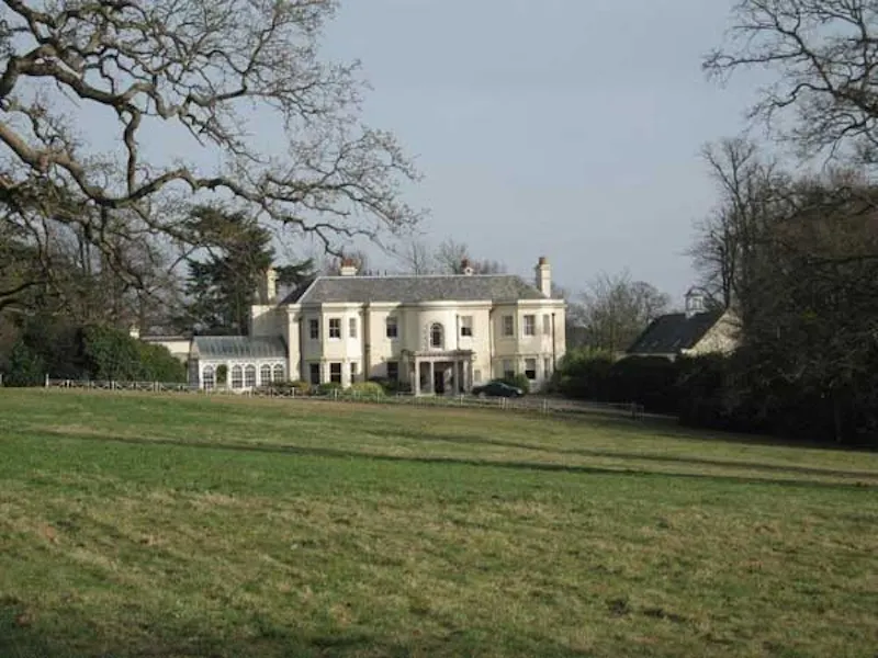 Garden - formal at Palladian house in Blackwater, A1121 (photo 18)