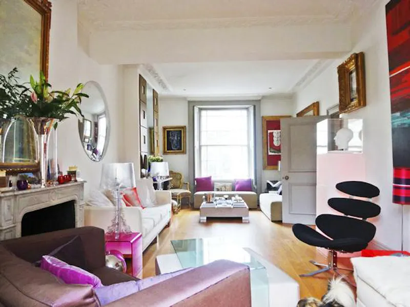 Drawing room at Glamorous Chelsea house, B1249 (photo 3)
