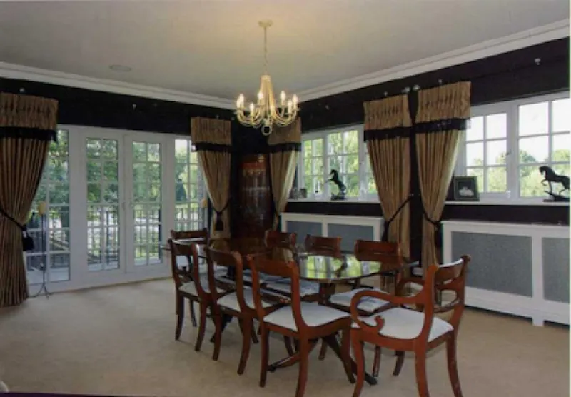 Dining room at Film location D1746 in Berkshire (photo 3)